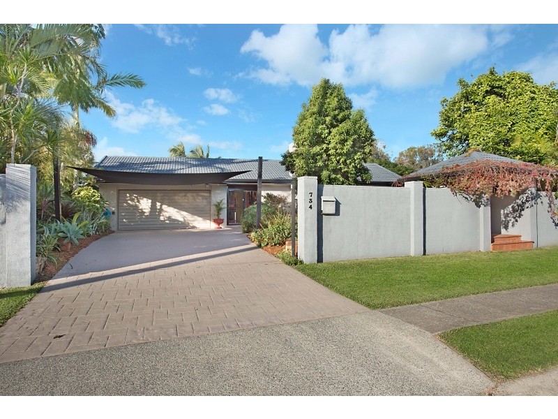 734 Nerang Broadbeach Road, Carrara QLD 4211