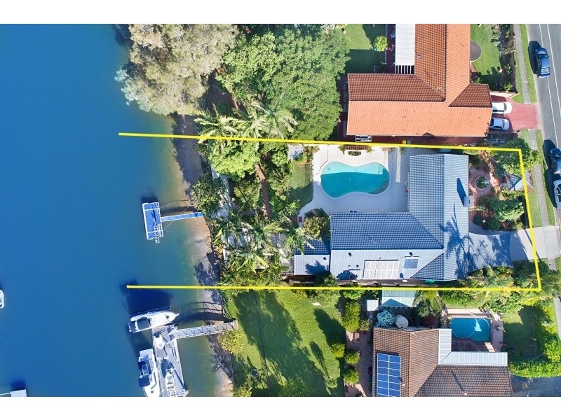 734 Nerang Broadbeach Road, Carrara QLD 4211