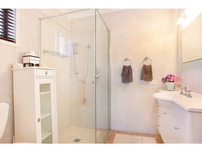 734 Nerang Broadbeach Road, Carrara QLD 4211