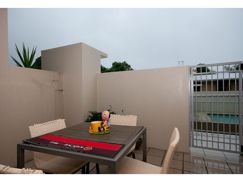 5 ‘Villas On Proud’ 8 Proud Street, Labrador QLD 4215