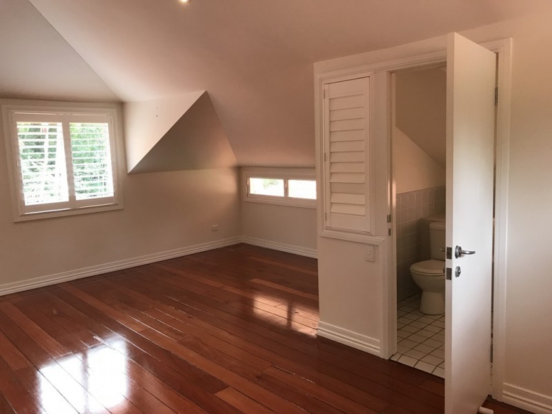 1074 Tallebudgera Creek Rd, Tallebudgera Valley QLD 4228