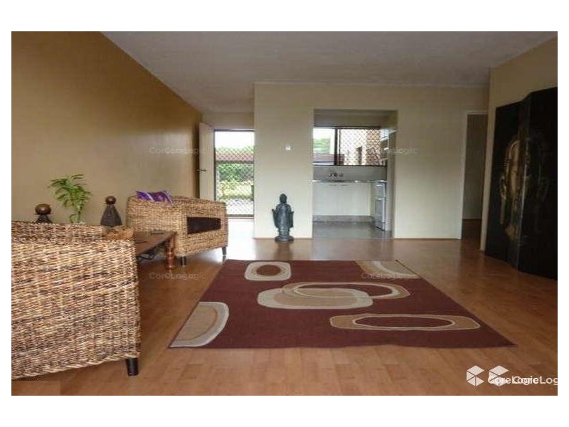 2/48 Oceanic Drive, Mermaid Waters QLD 4218