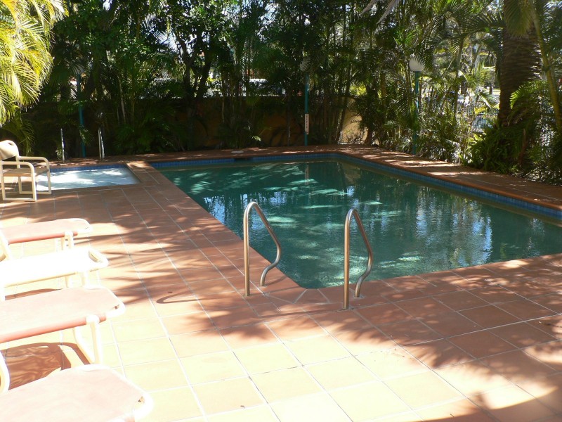 13/4-6 Queensland Ave “Antigua Resort”, Broadbeach QLD 4218