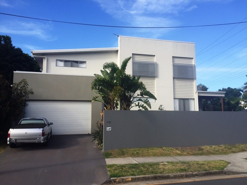 1/12 Nobby Pde, Miami QLD 4220