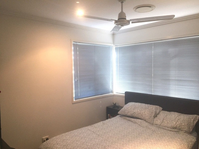 1/12 Nobby Pde, Miami QLD 4220