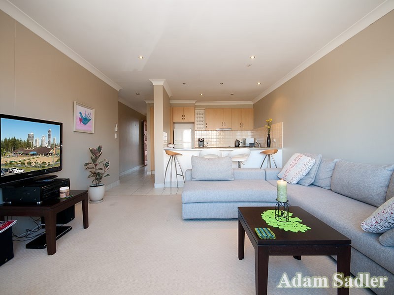 14 ‘Linden Court’ 21 Armrick Avenue, Broadbeach QLD 4218