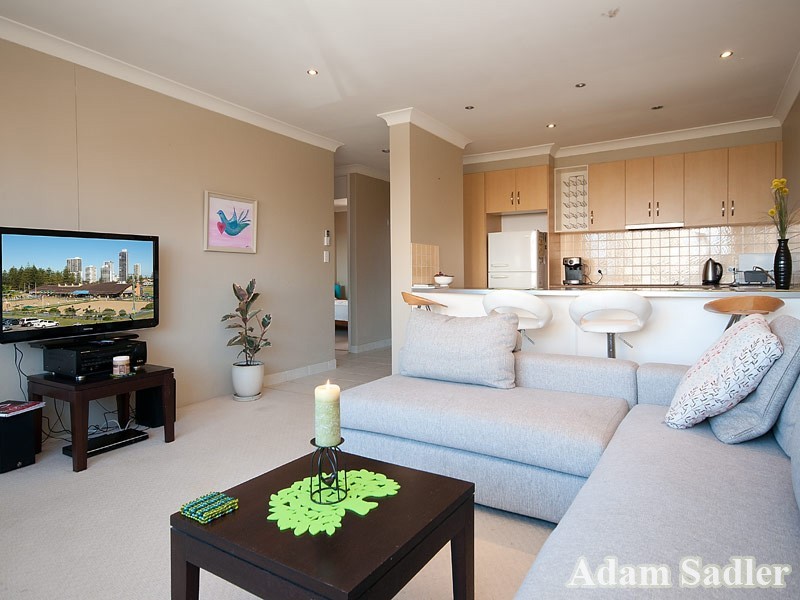 14 ‘Linden Court’ 21 Armrick Avenue, Broadbeach QLD 4218