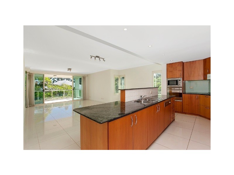 4125 Archer Hill, Benowa QLD 4217