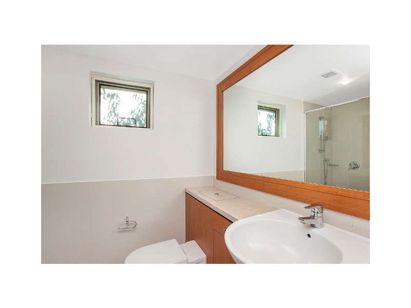 4125 Archer Hill, Benowa QLD 4217