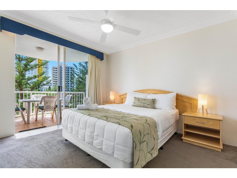 603 ‘Ritz On The Beach’ 8 Philip Avenue, Broadbeach QLD 4218