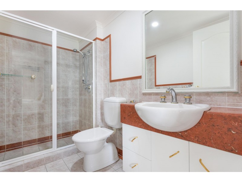 603 ‘Ritz On The Beach’ 8 Philip Avenue, Broadbeach QLD 4218