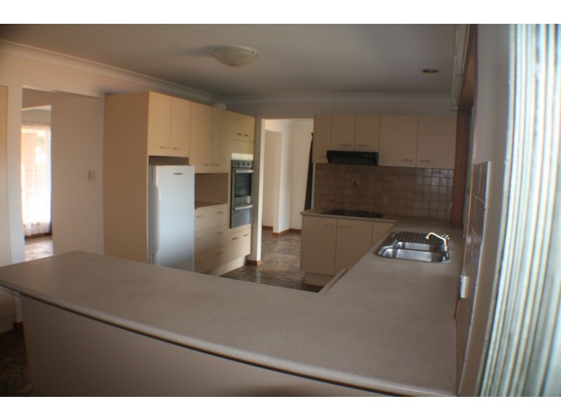 28 High Ridge Road, Gaven QLD 4211