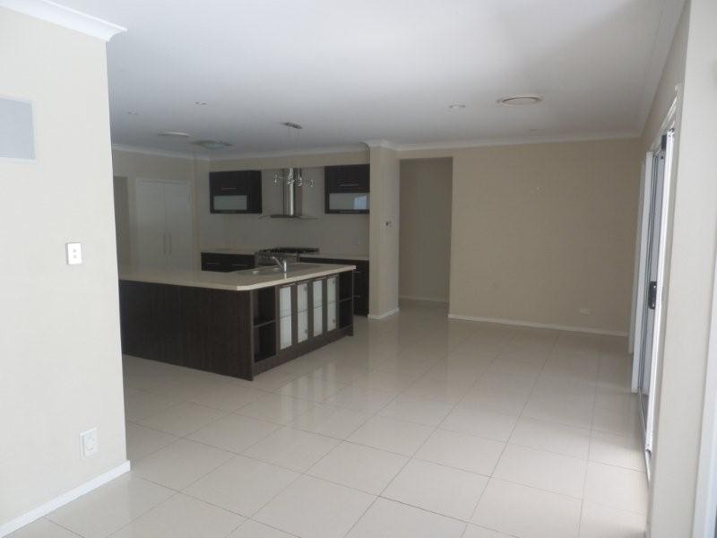 6010 The Boulevard, Royal Pines, Benowa QLD 4217