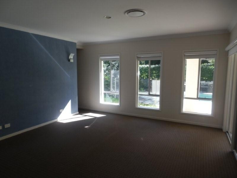 6010 The Boulevard, Royal Pines, Benowa QLD 4217