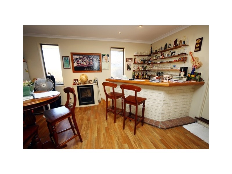35 Lancelin Drive, Mermaid Waters QLD 4218