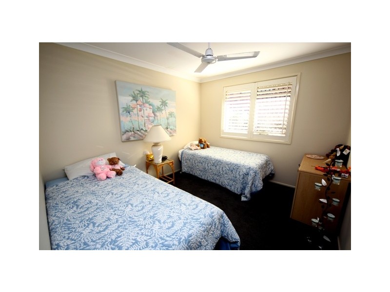 35 Lancelin Drive, Mermaid Waters QLD 4218