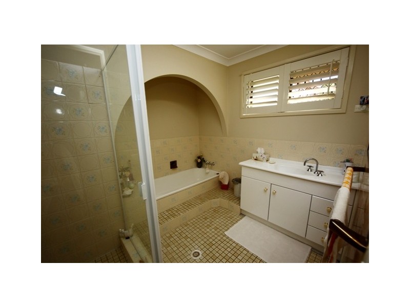35 Lancelin Drive, Mermaid Waters QLD 4218