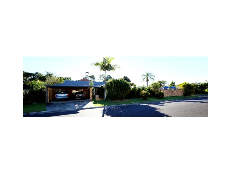 35 Lancelin Drive, Mermaid Waters QLD 4218