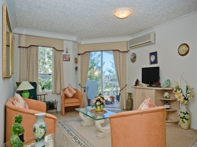 502 The Ritz Philip Avenue, Broadbeach QLD 4218