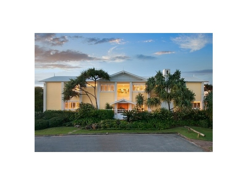 99 Hedges Avenue, Mermaid Beach QLD 4218