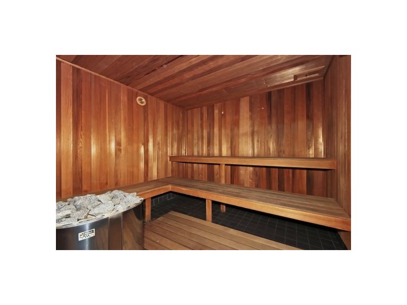 2205 ‘Air on Broadbeach’ 159 Old Burleigh Road, Broadbeach QLD 4218