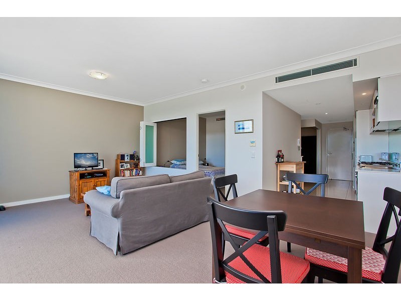 703 ‘Silvershore’ 430 Marine Pde, Biggera Waters QLD 4216