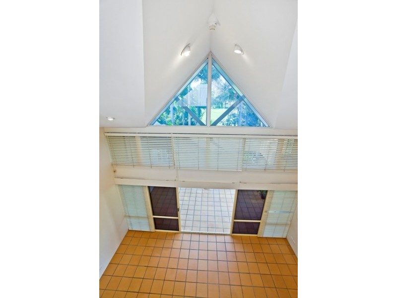 Villa 2 ‘Bristol Fry’ Rhode Island, Clear Island Waters QLD 4226