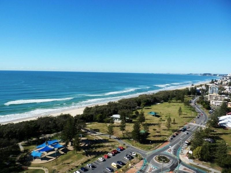102/177 Old Burleigh Rd”Carmel By The Sea”, Broadbeach QLD 4218