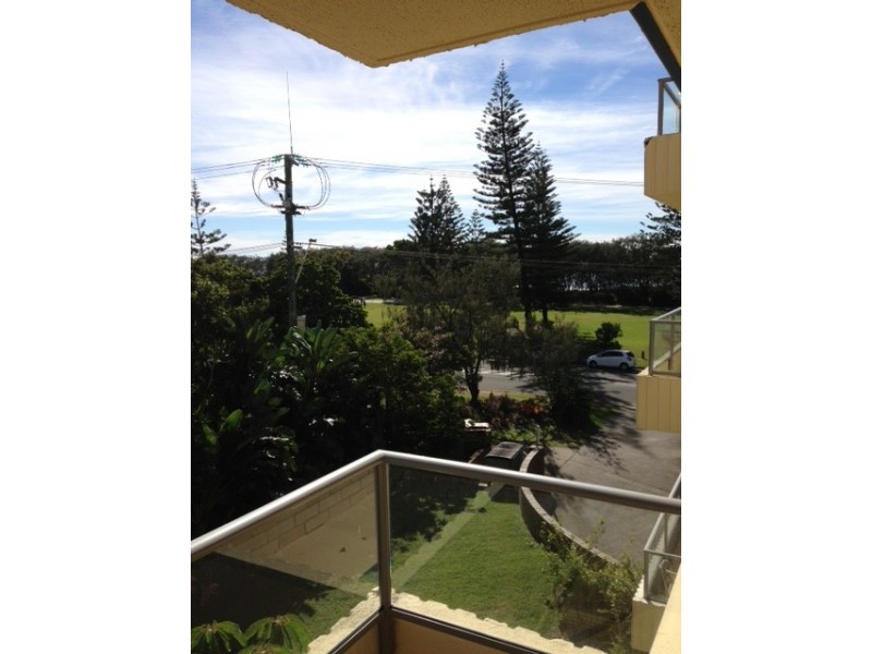 8/280 Hedges Avenue, Mermaid Beach QLD 4218