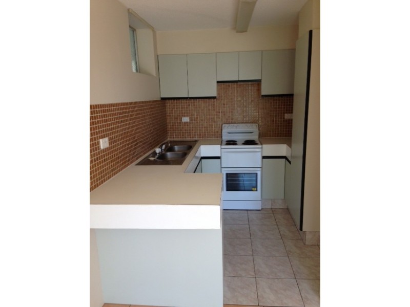 8/280 Hedges Avenue, Mermaid Beach QLD 4218
