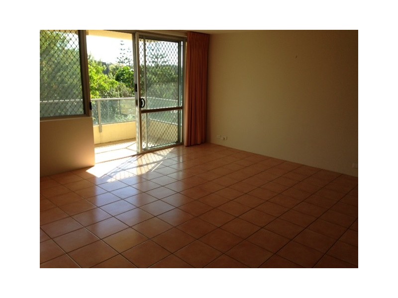 8/280 Hedges Avenue, Mermaid Beach QLD 4218