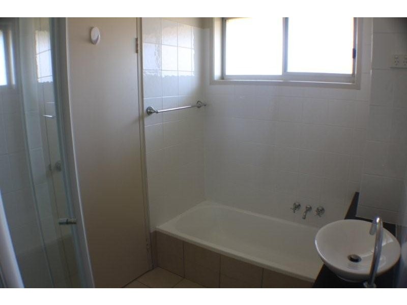 8/14 Vista Street, Surfers Paradise QLD 4217