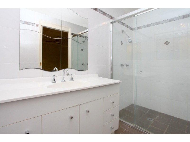 4 Yarrimbah Drive, Nerang QLD 4211