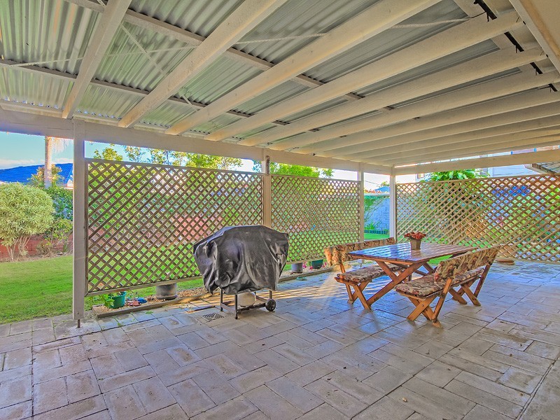 50 Monaco Street, Broadbeach Waters QLD 4218