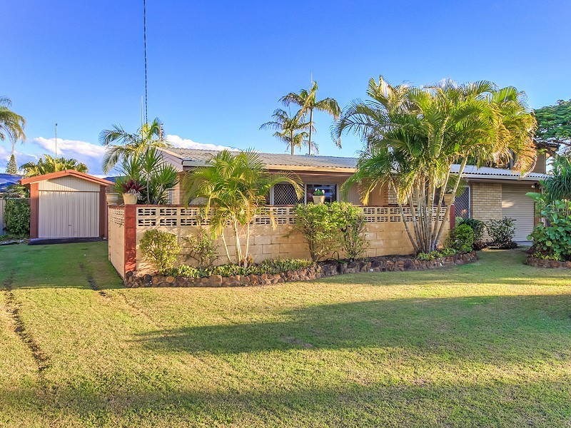 50 Monaco Street, Broadbeach Waters QLD 4218