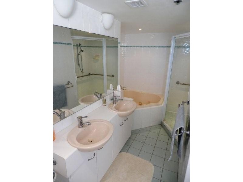 57/35 Broadbeach Boulevard, Broadbeach QLD 4218