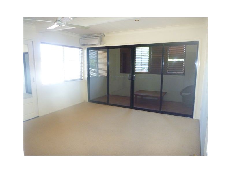 7 Caprice Court, Mermaid Waters QLD 4218