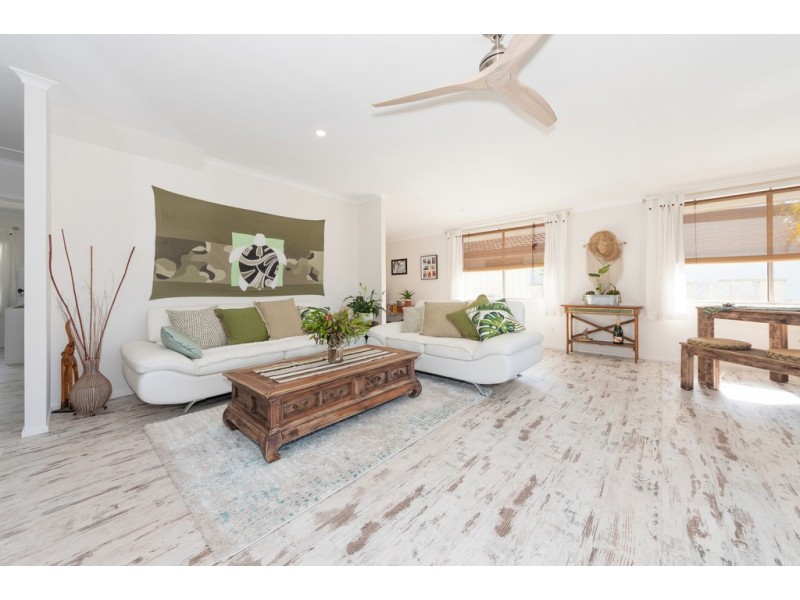 120 Rio Vista Boulevard, Broadbeach Waters QLD 4218