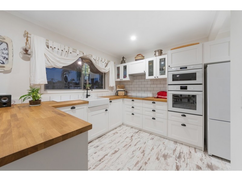 120 Rio Vista Boulevard, Broadbeach Waters QLD 4218