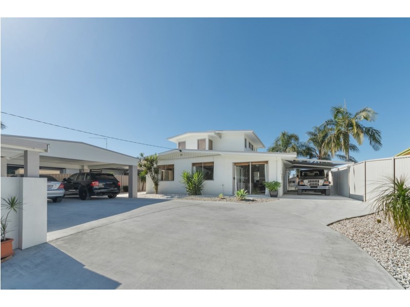 120 Rio Vista Boulevard, Broadbeach Waters QLD 4218