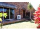 2/107 Sunshine Blvd, Mermaid Waters QLD 4218