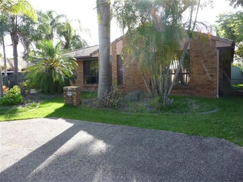 13 Capiten Court, Varsity Lakes QLD 4227