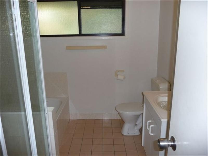 13 Capiten Court, Varsity Lakes QLD 4227