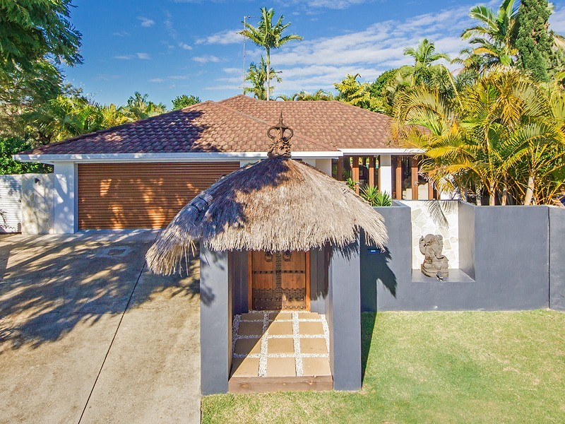 7 Tain Court, Sorrento QLD 4217