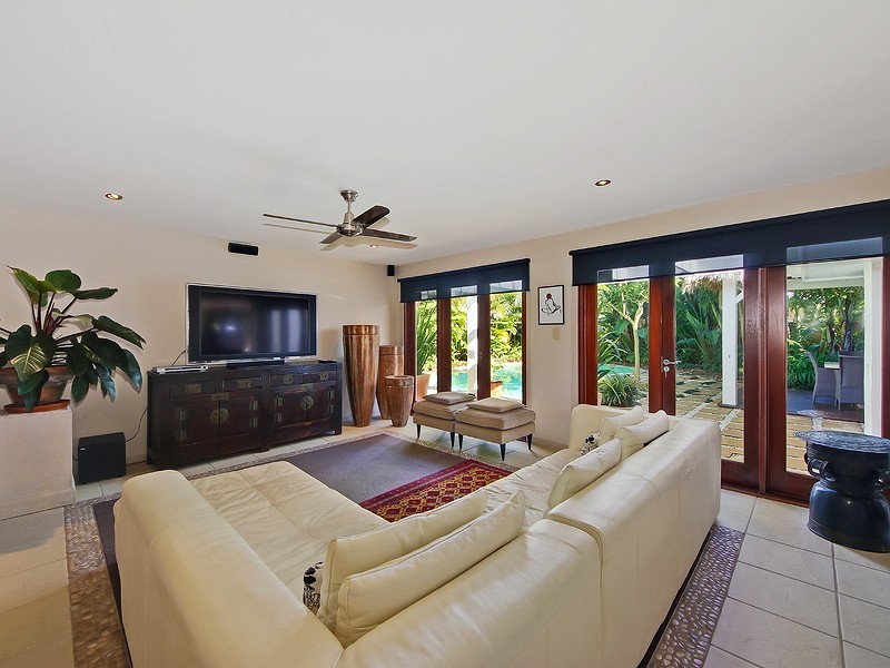 7 Tain Court, Sorrento QLD 4217