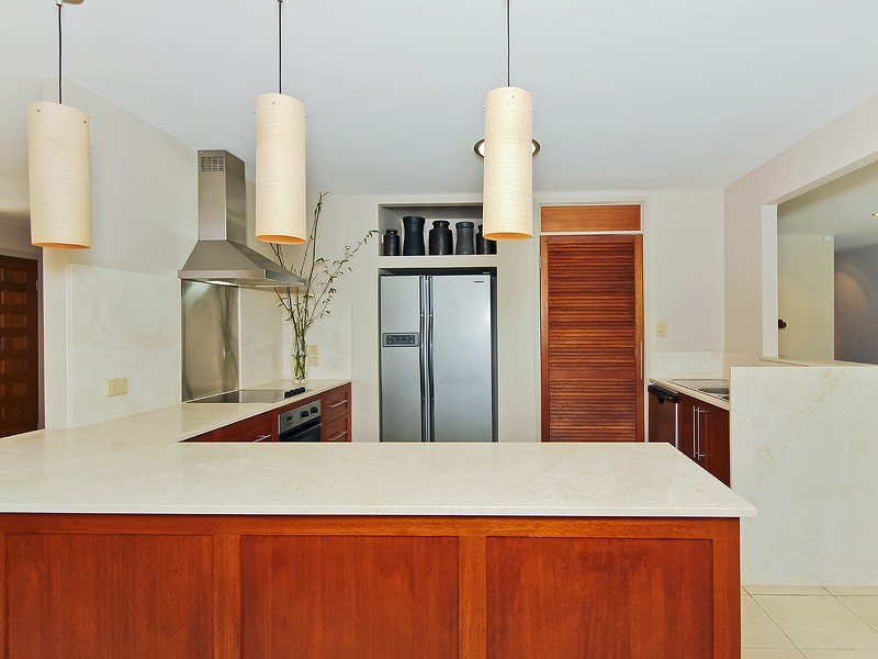 7 Tain Court, Sorrento QLD 4217