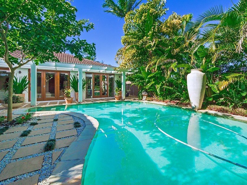 7 Tain Court, Sorrento QLD 4217