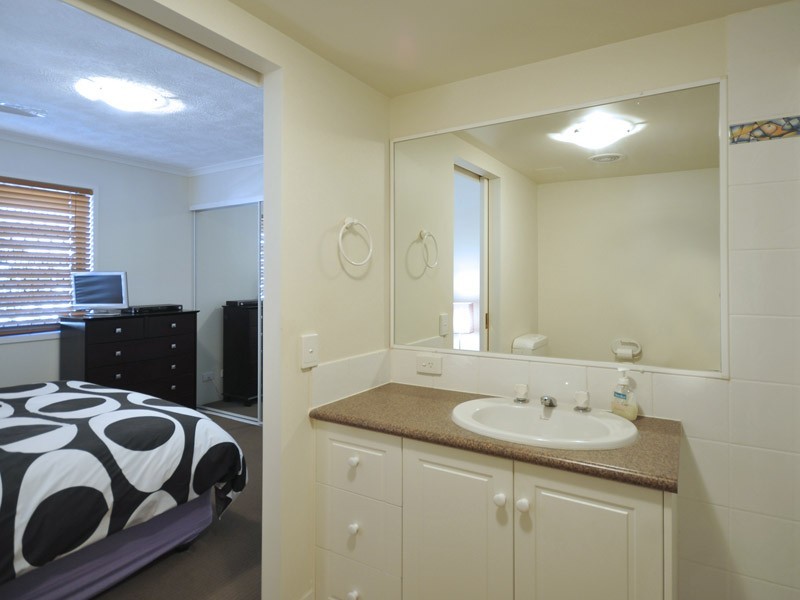 7/15 Johnston Street, Southport QLD 4215