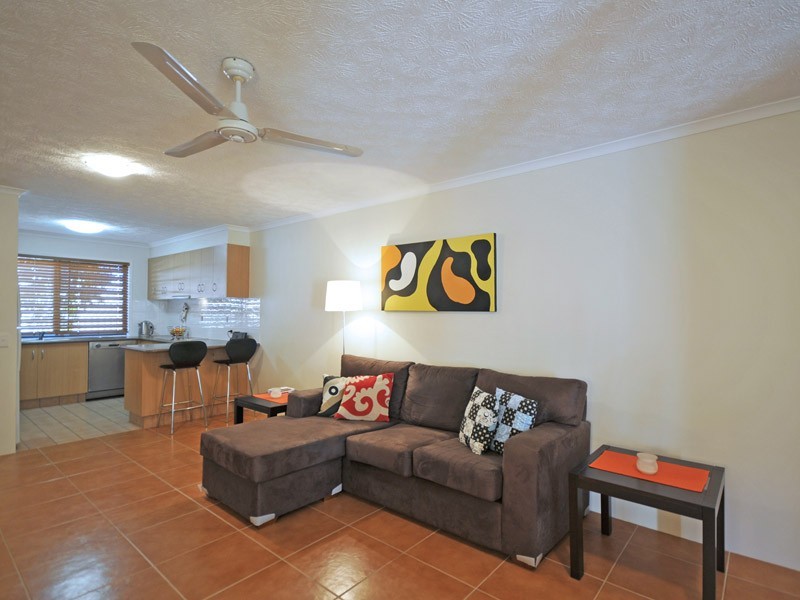 7/15 Johnston Street, Southport QLD 4215