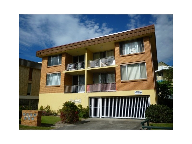 4 ‘Oceanis’ 4 Alexander Avenue, Broadbeach QLD 4218